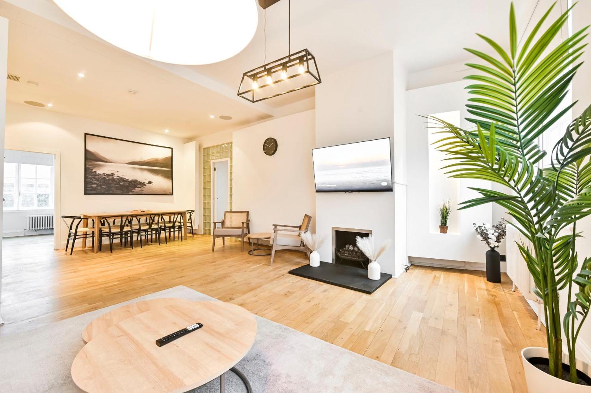 Wonderful Fitzrovia 3 Bed Apartment London Eksteriør billede