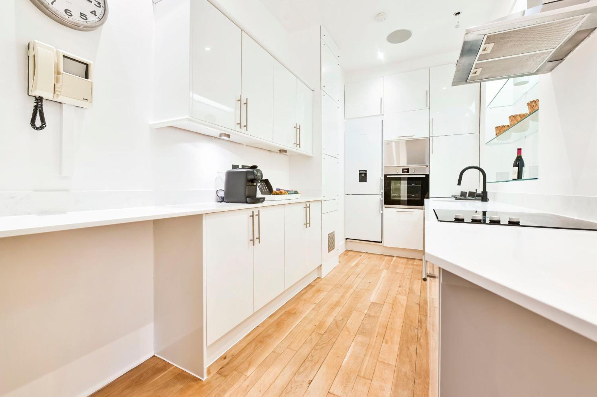 Wonderful Fitzrovia 3 Bed Apartment London Eksteriør billede